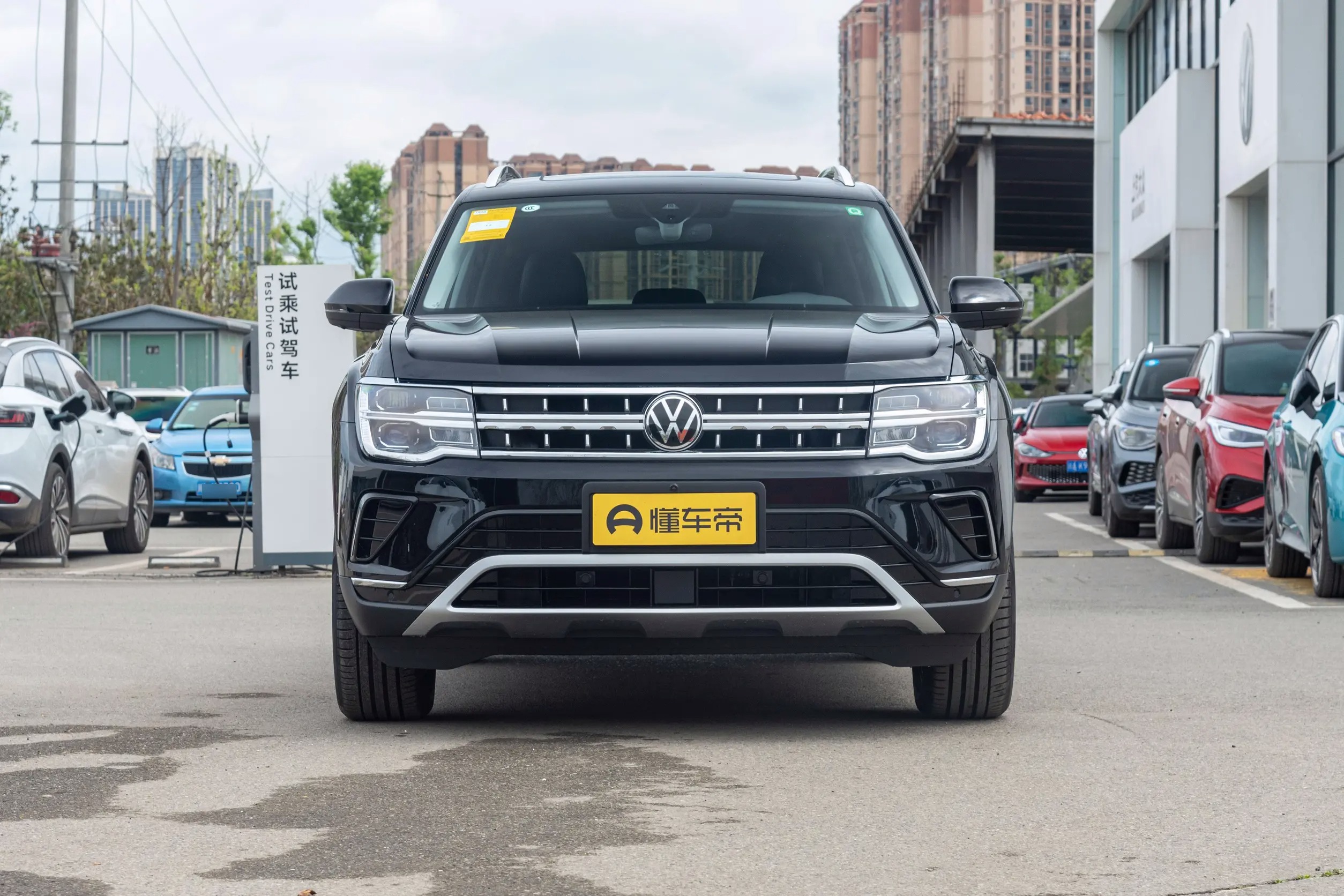 解析途昂2023款2.5底盘,途昂出众版解读