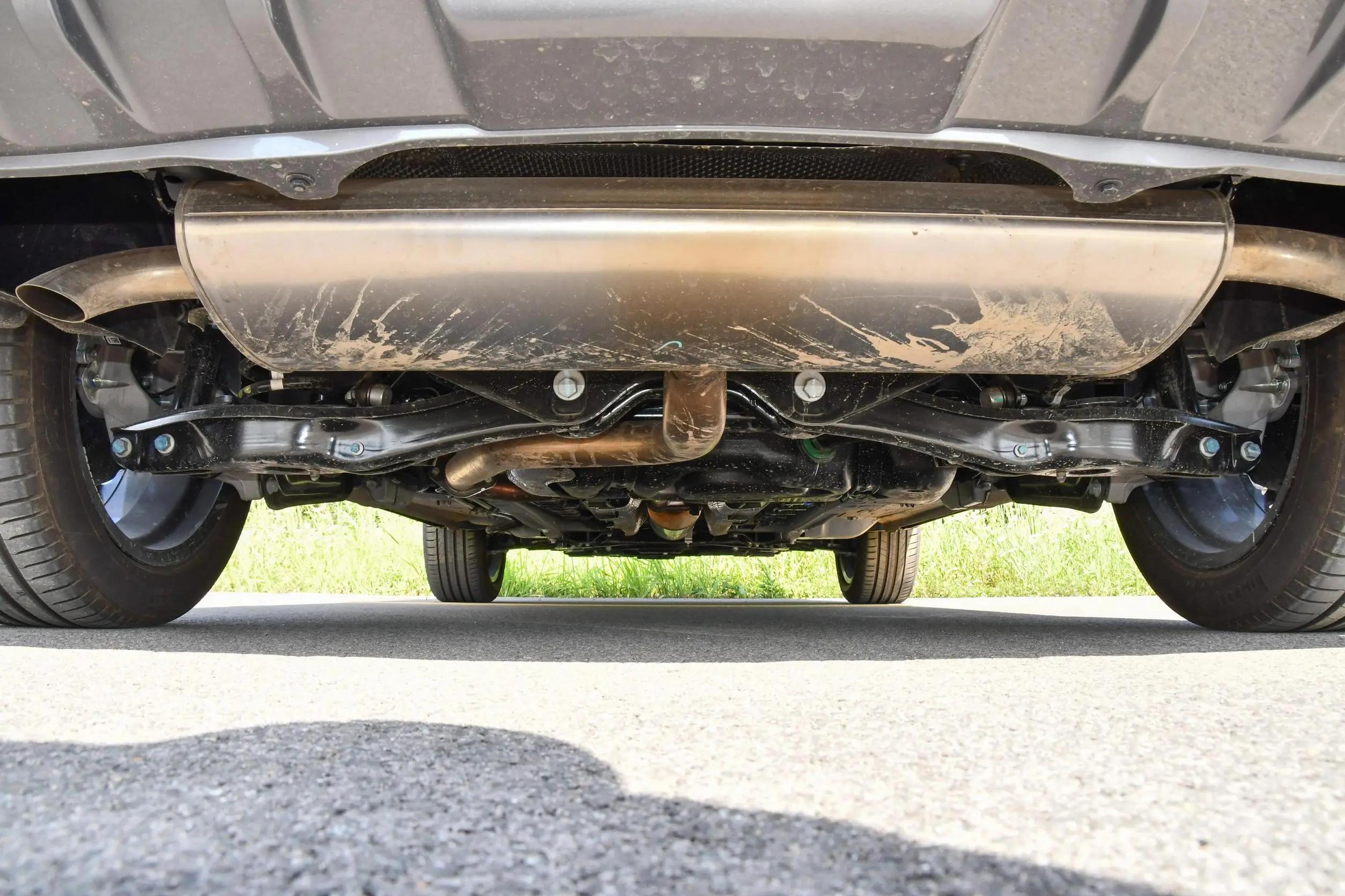 东风皓极2023款混动版油耗,东风皓极2024款混动版落地价