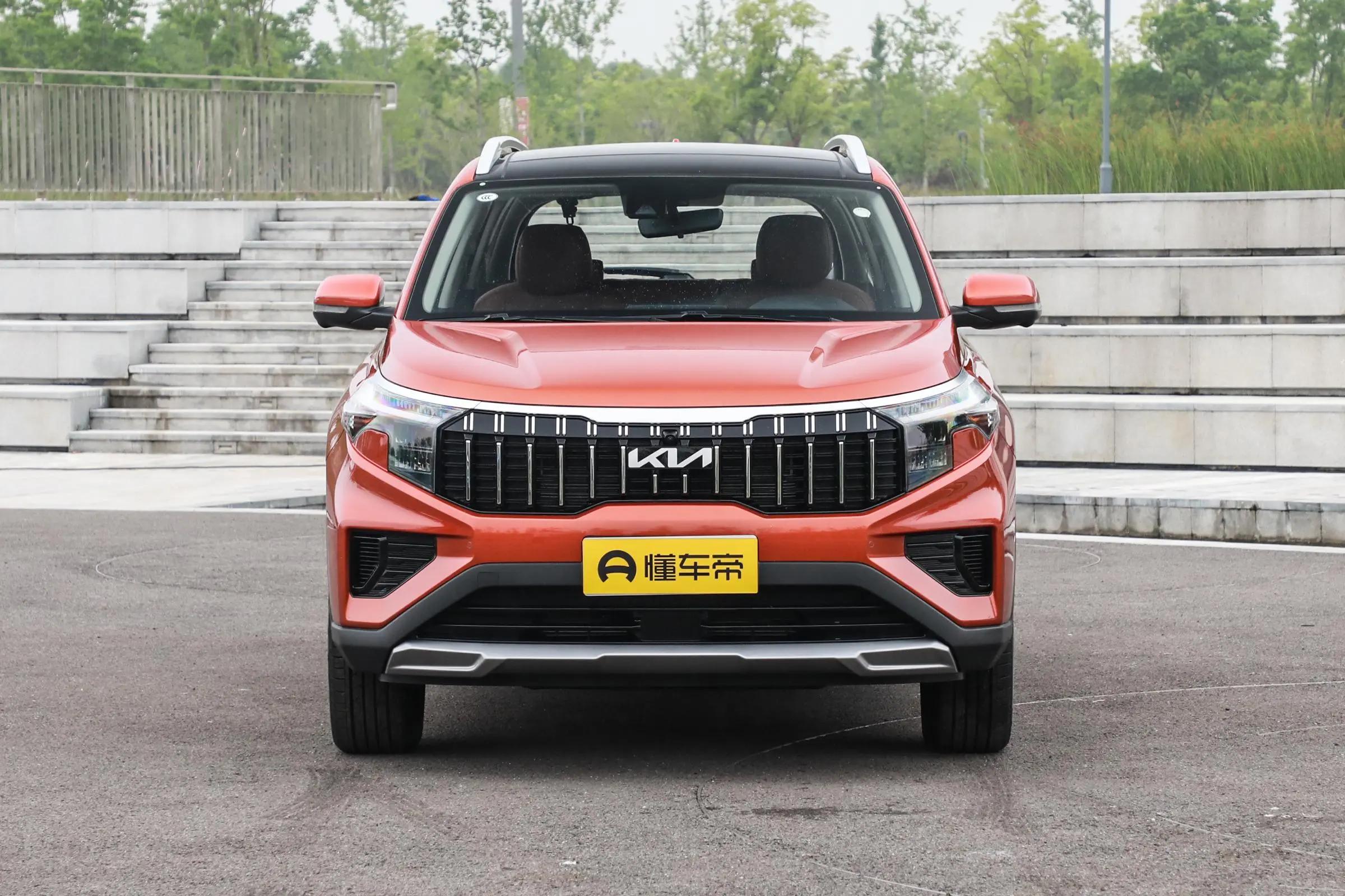 2021起亚智跑2.0油耗和质量怎样,起亚智跑手动挡有四驱吗