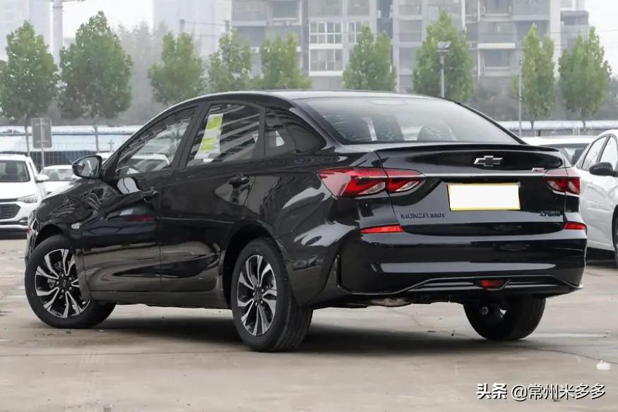 2023款雪佛兰科鲁泽1.3t黑武士,科鲁泽1.5t四缸rs黑武士多少钱落地