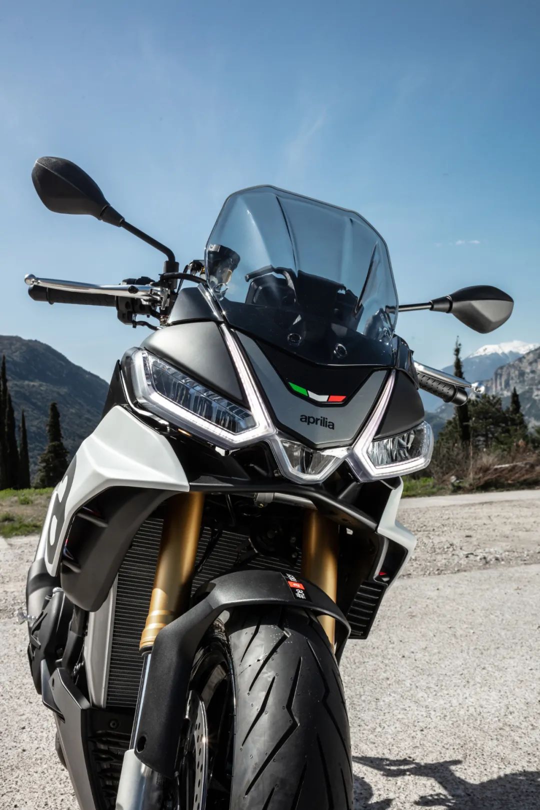 18.8万起,全新ApriliaTUONOV4街车国内正式发售