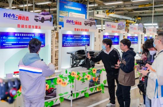 雪铁龙c6降价的那些事儿,雪铁龙c6降价前和降价后