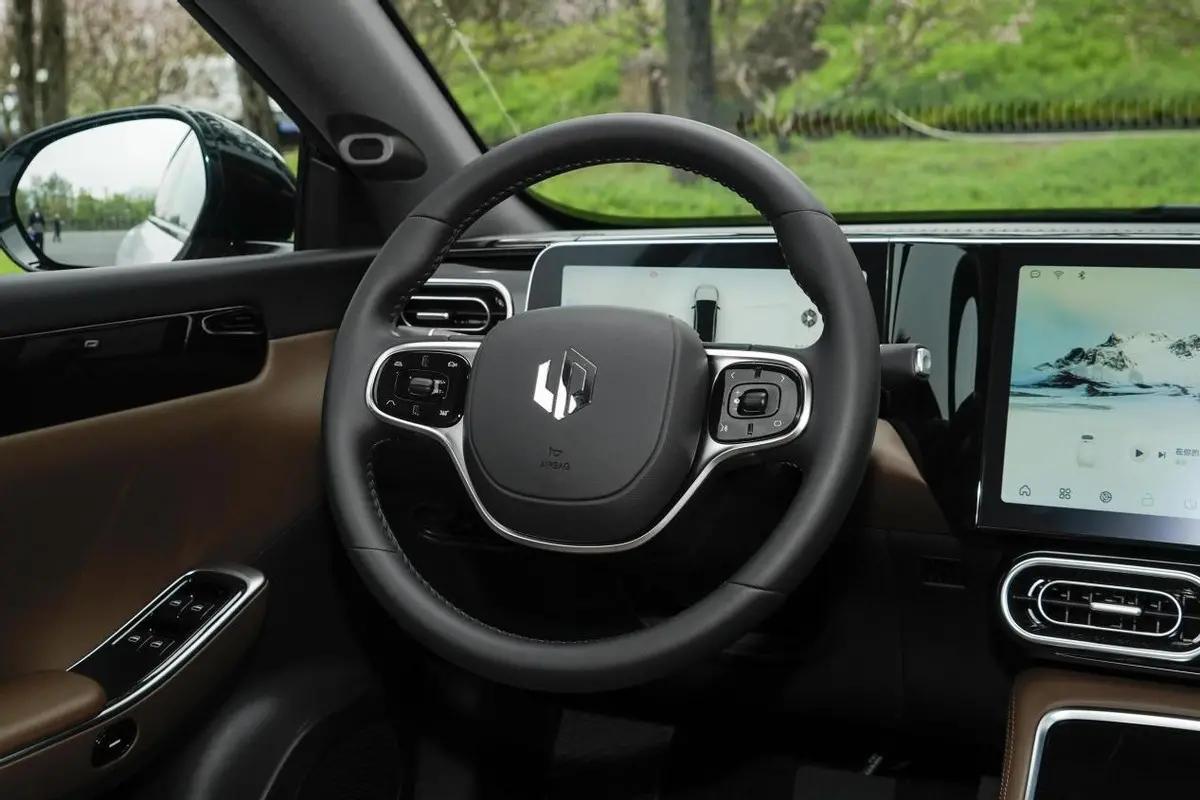 售价15.98万起的零跑,零跑轿跑2022款落地价