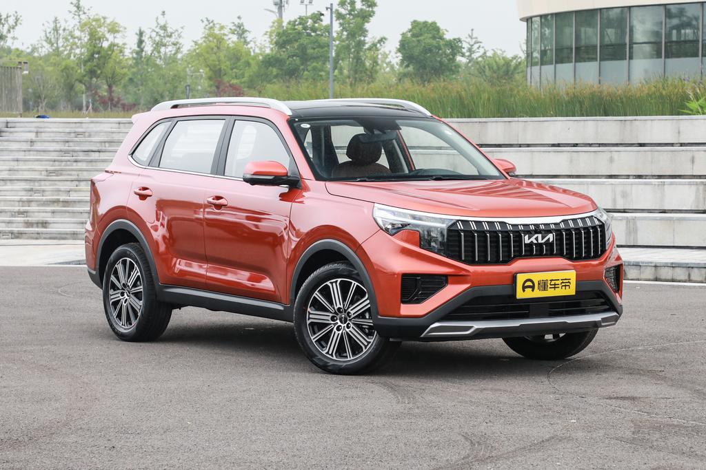 起亚智跑ace两驱顶配有啥配置,智跑ace有四驱吗