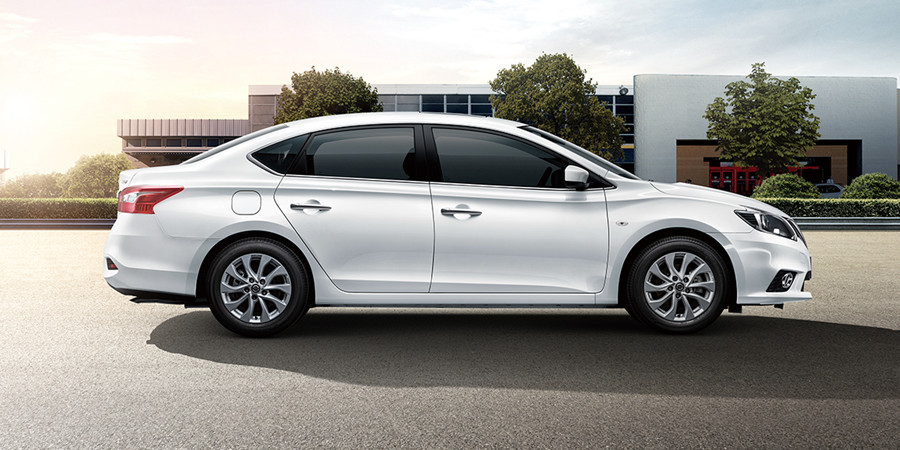 轩逸2022款1.6lxlcvt悦享版落地,轩逸2022款经典1.6xlcvt豪华版