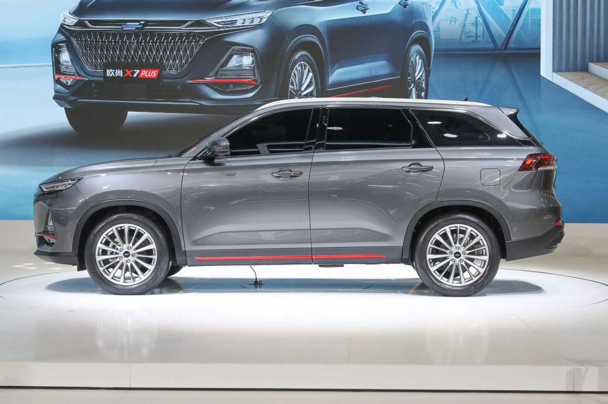 欧尚x7plus七座可选吗,欧尚x7plus值得年轻人买吗