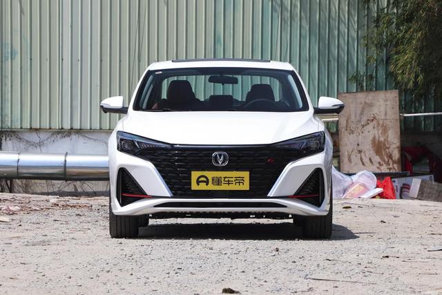 十四万家用轿车如何选,家用小型轿车怎样选