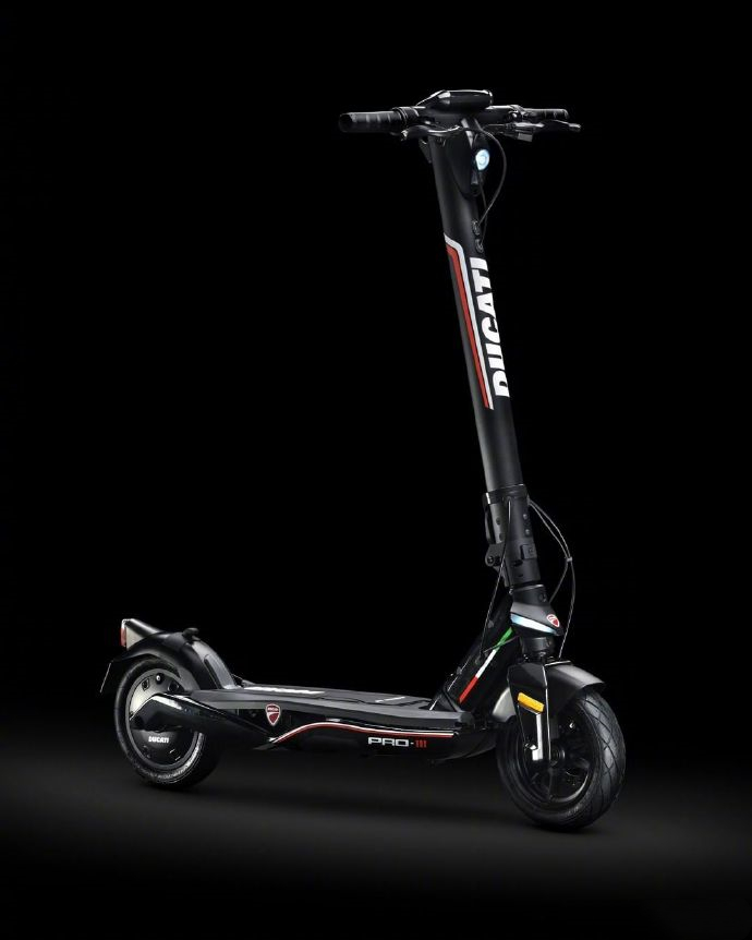 杜卡迪滑板车评测,杜卡迪pro-iii滑板车