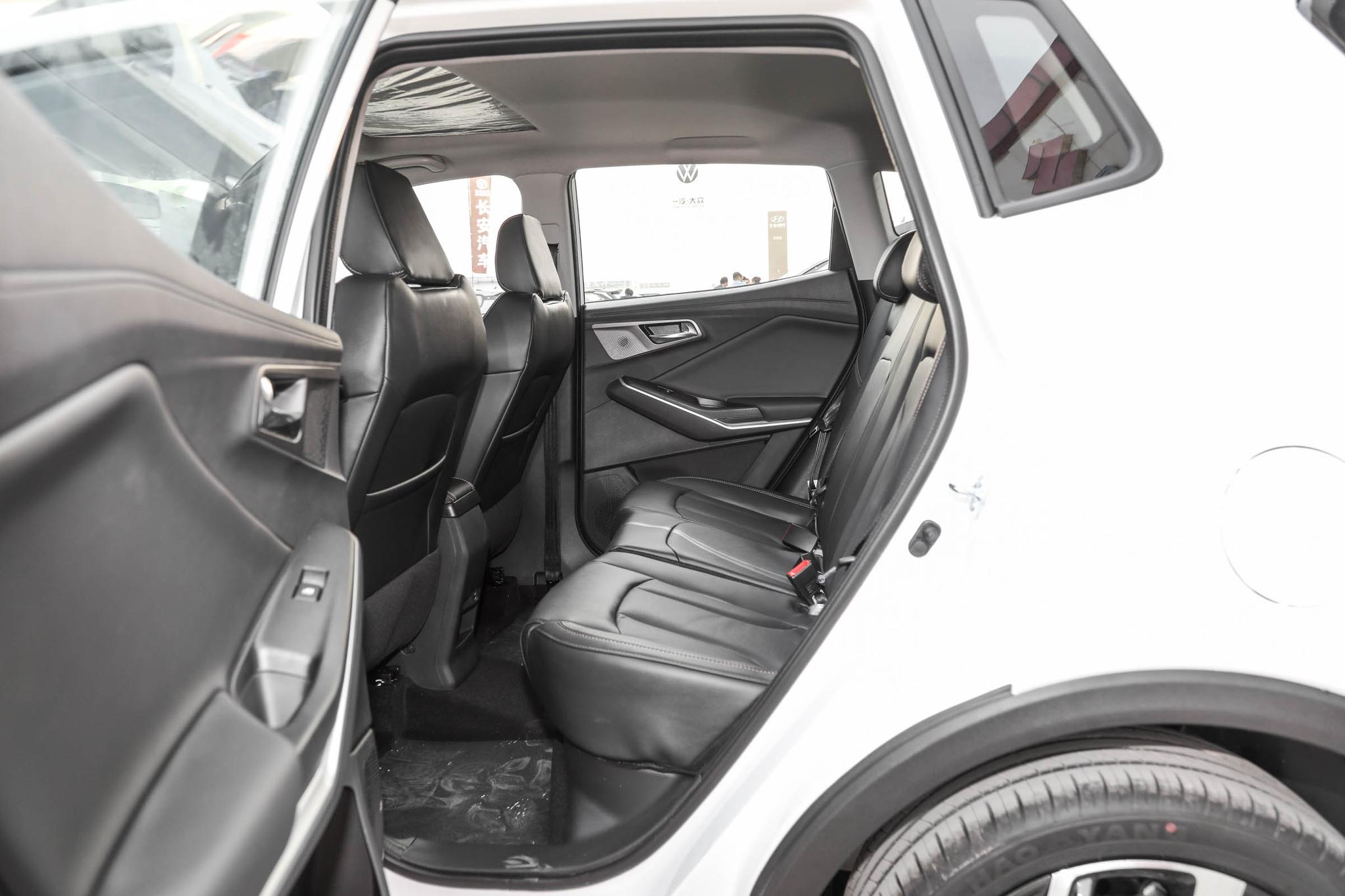 16款长安cs15值得多少钱,国六版的长安cs15怎么样