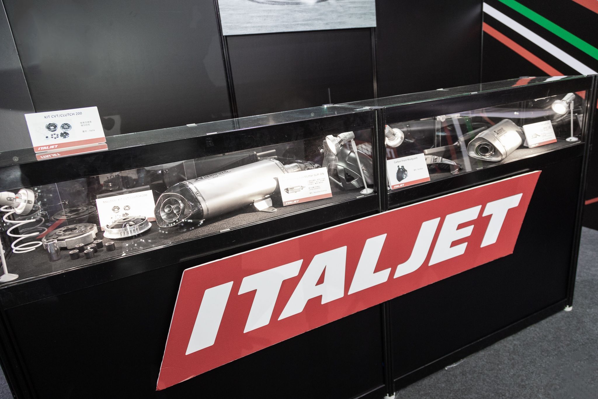 意塔杰特Dragster现身台湾省摩展，相比大陆贵出近6000元！