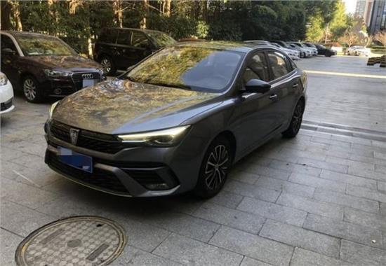 带你感受全新荣威i5,开起来很爽外观又好看的荣威i6