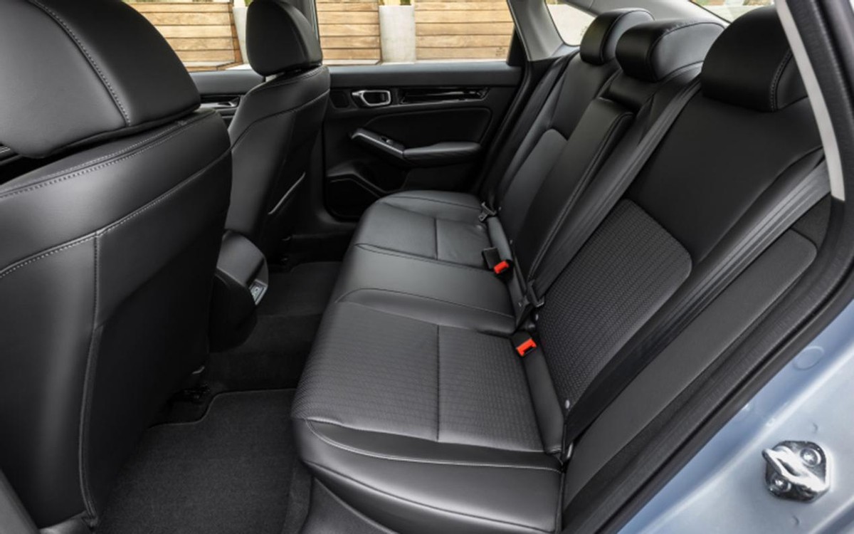 十代思域typer和普通思域的区别,第十一代本田思域优缺点