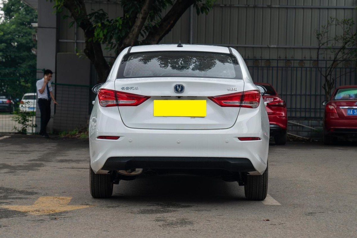 长安悦翔多大排量的,长安悦翔是款什么车