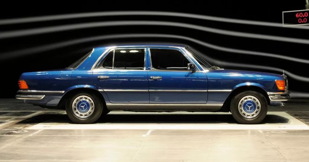 梅赛德斯奔驰迈巴赫s680,梅赛德斯奔驰迈巴赫s600广告视频