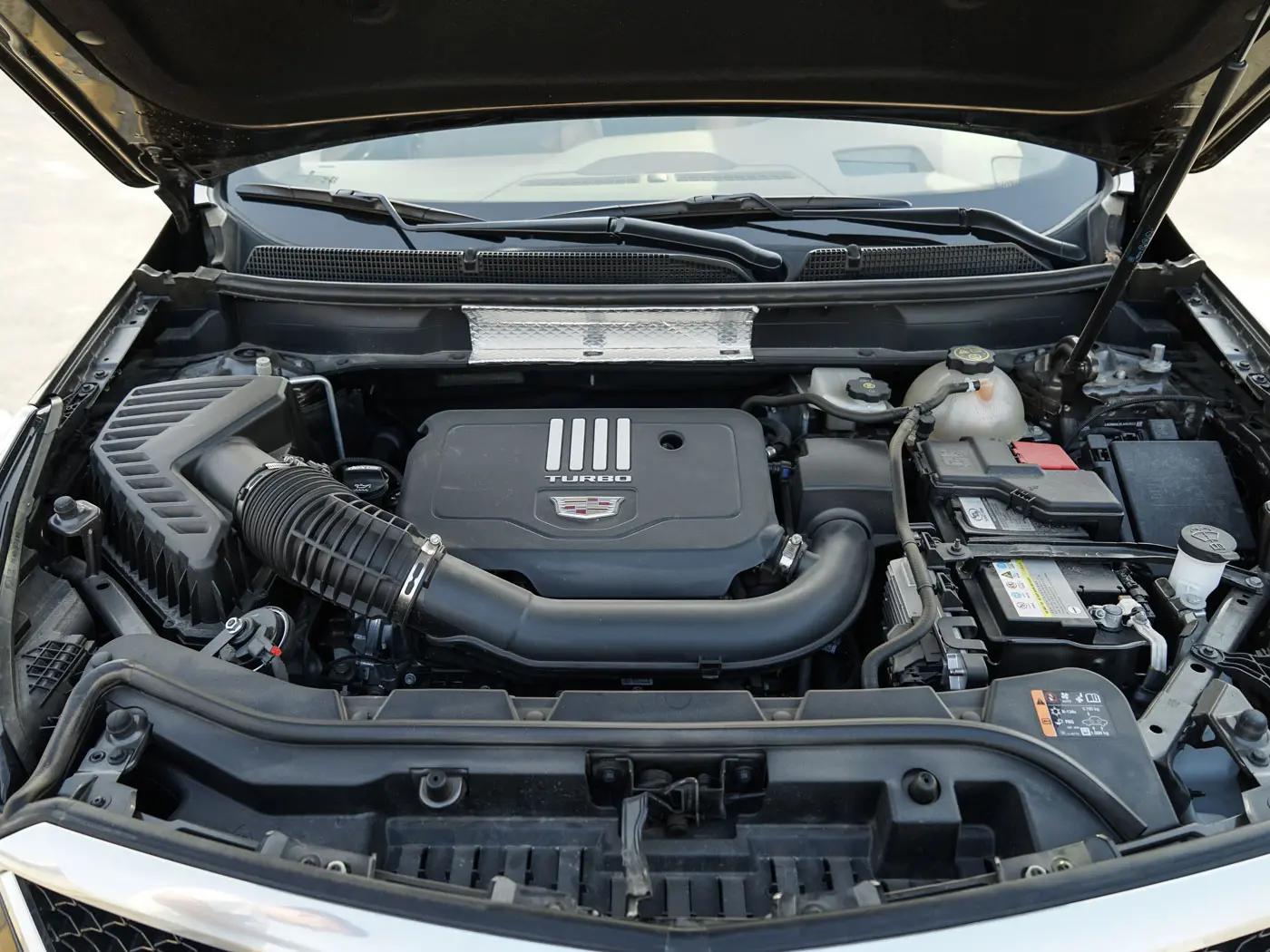 自适应巡航凯迪拉克xt4,凯迪拉克xt5黑武士闪亮登场