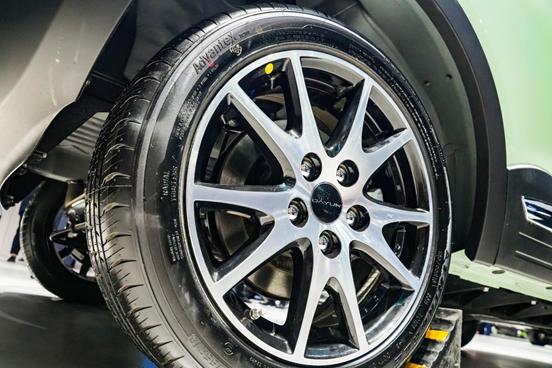 同级对比,两款同级车对比