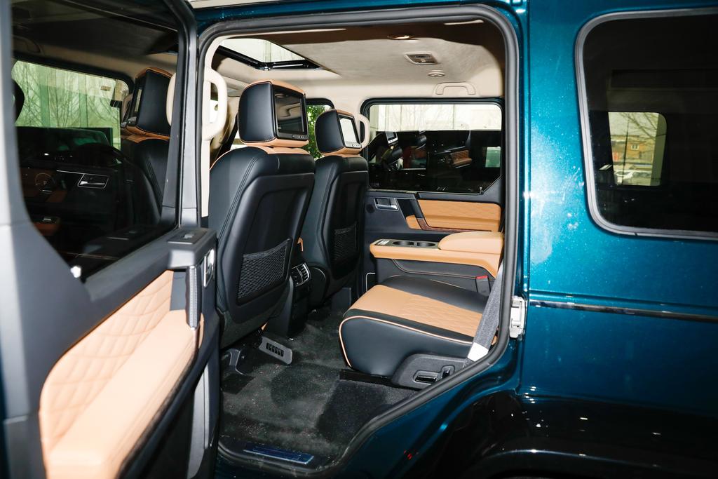 3.0tv6插电混越野车,搭6.2升v8引擎