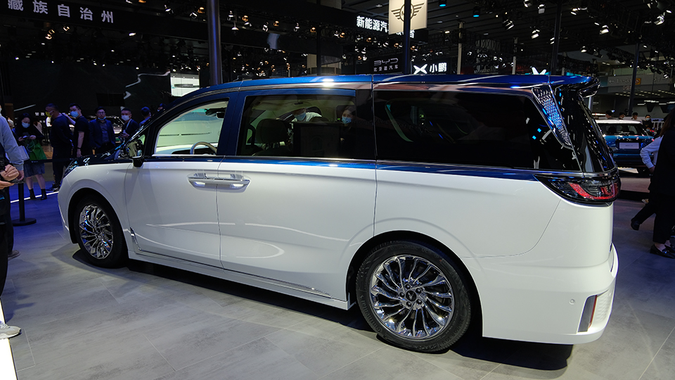 岚图mpv到底值不值得购买,2024款岚图梦想家mpv顶配评测