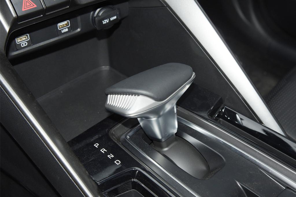 起亚新智跑最新款试驾视频,试驾起亚智跑2021款视频