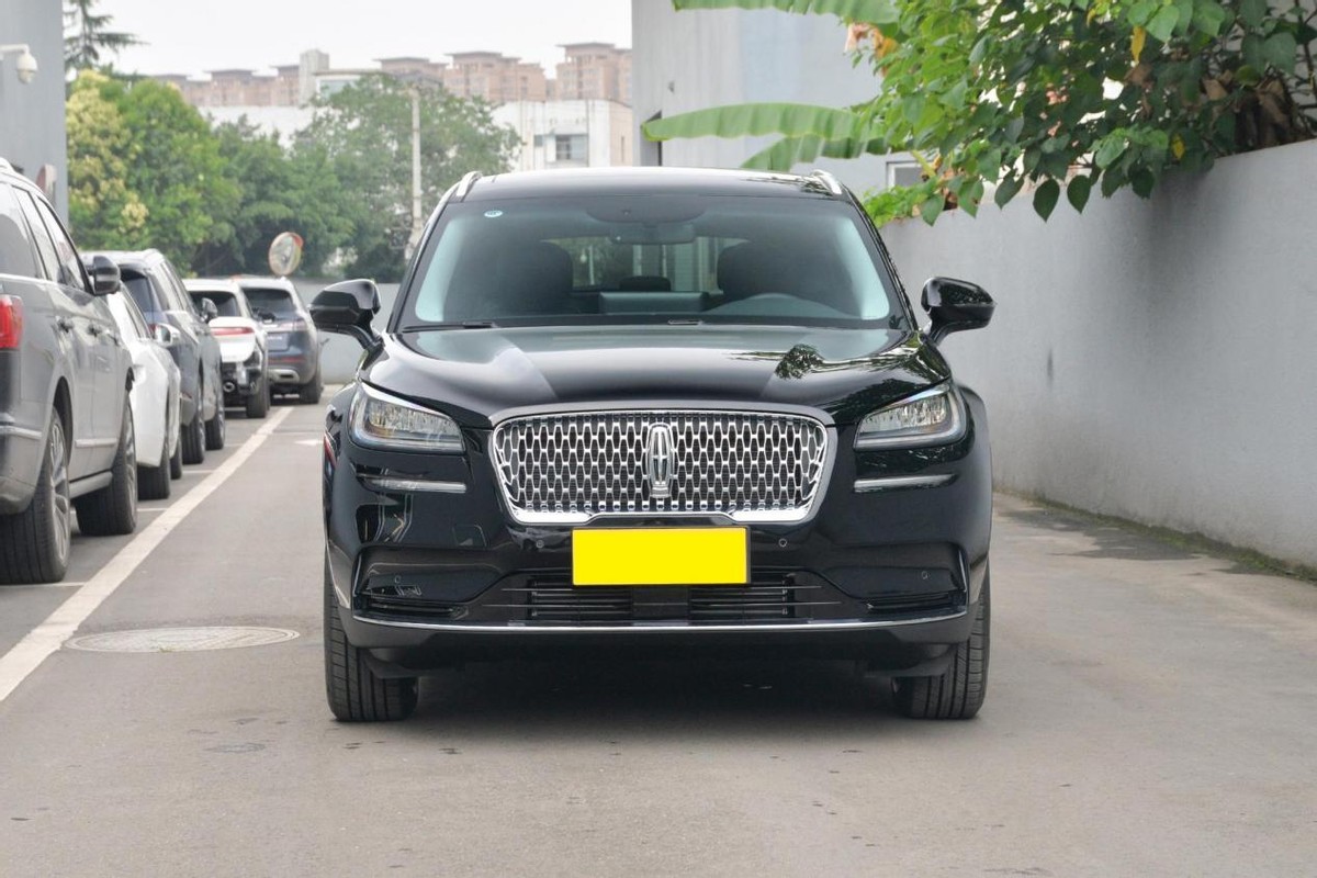 39.68万起售全系配2.0t发动机,体验感满分的23款全新林肯冒险家