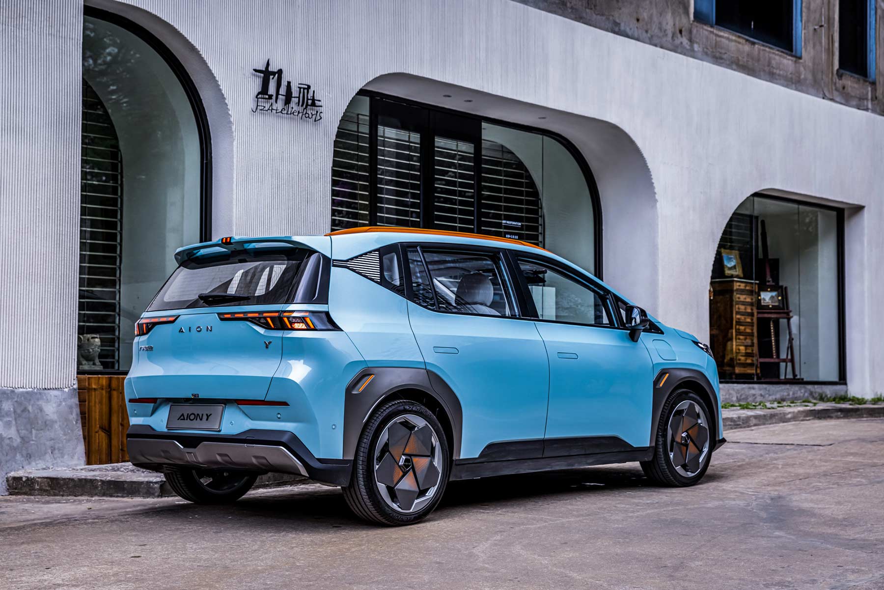 广汽埃安aiony好开吗,广汽埃安全新aiony