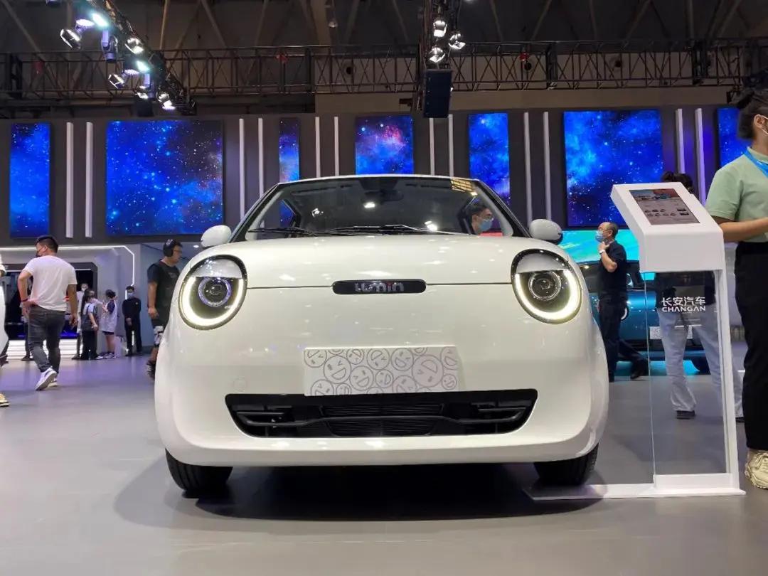 长安Lumin上班代步接娃放学，好工具