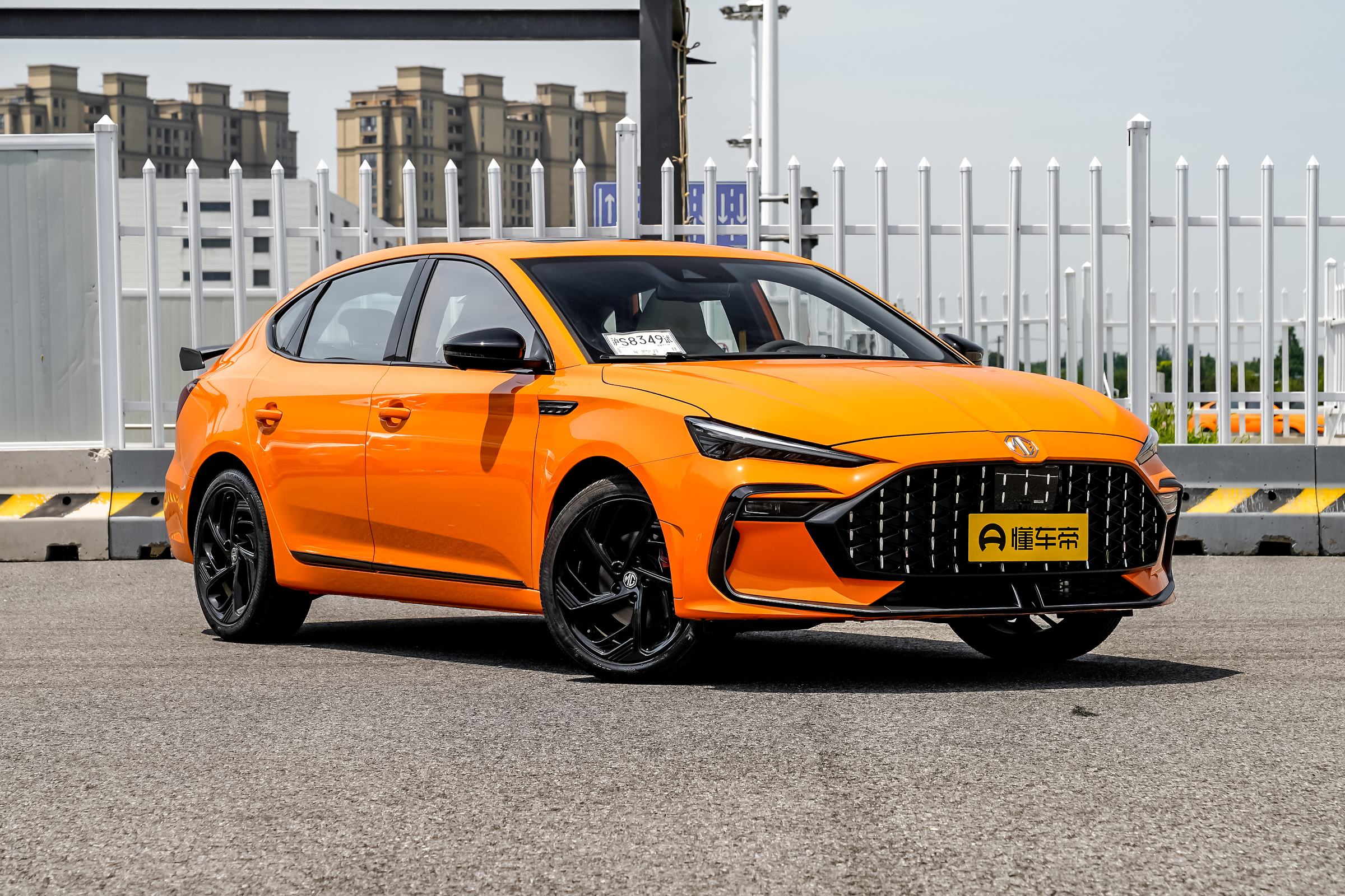 名爵6pro对比风神奕炫max,名爵6provs奕炫