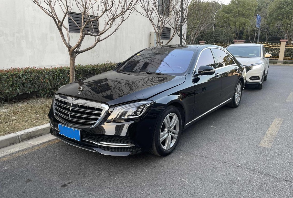 老款奔驰s350l值得买吗,05年的奔驰s350l还值得买吗