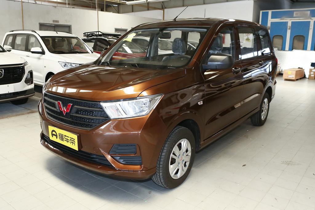 体验五菱宏光mini燃油版,五菱宏光1.5经典款试驾感受