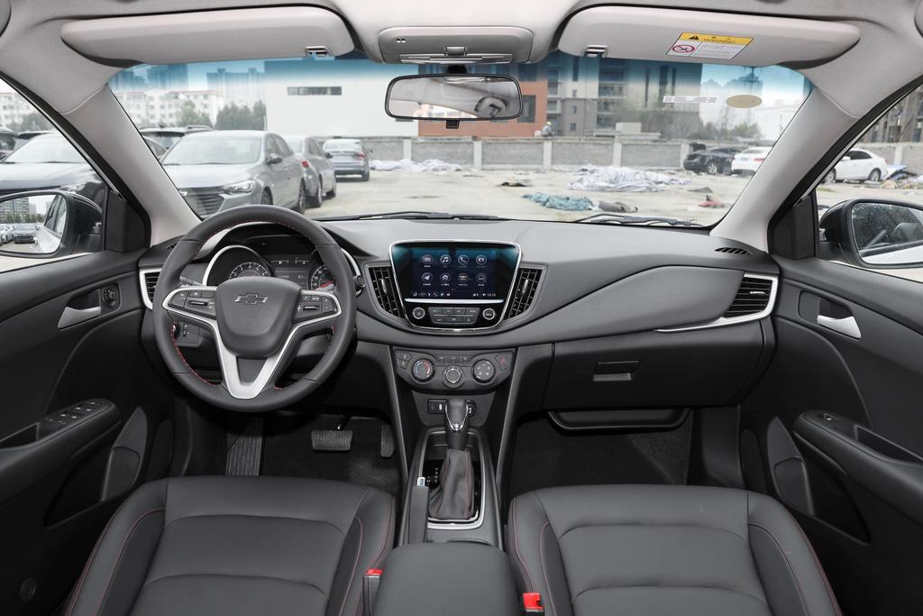 雪佛兰科鲁泽1.3t自动挡落地价,雪佛兰科鲁泽2022款