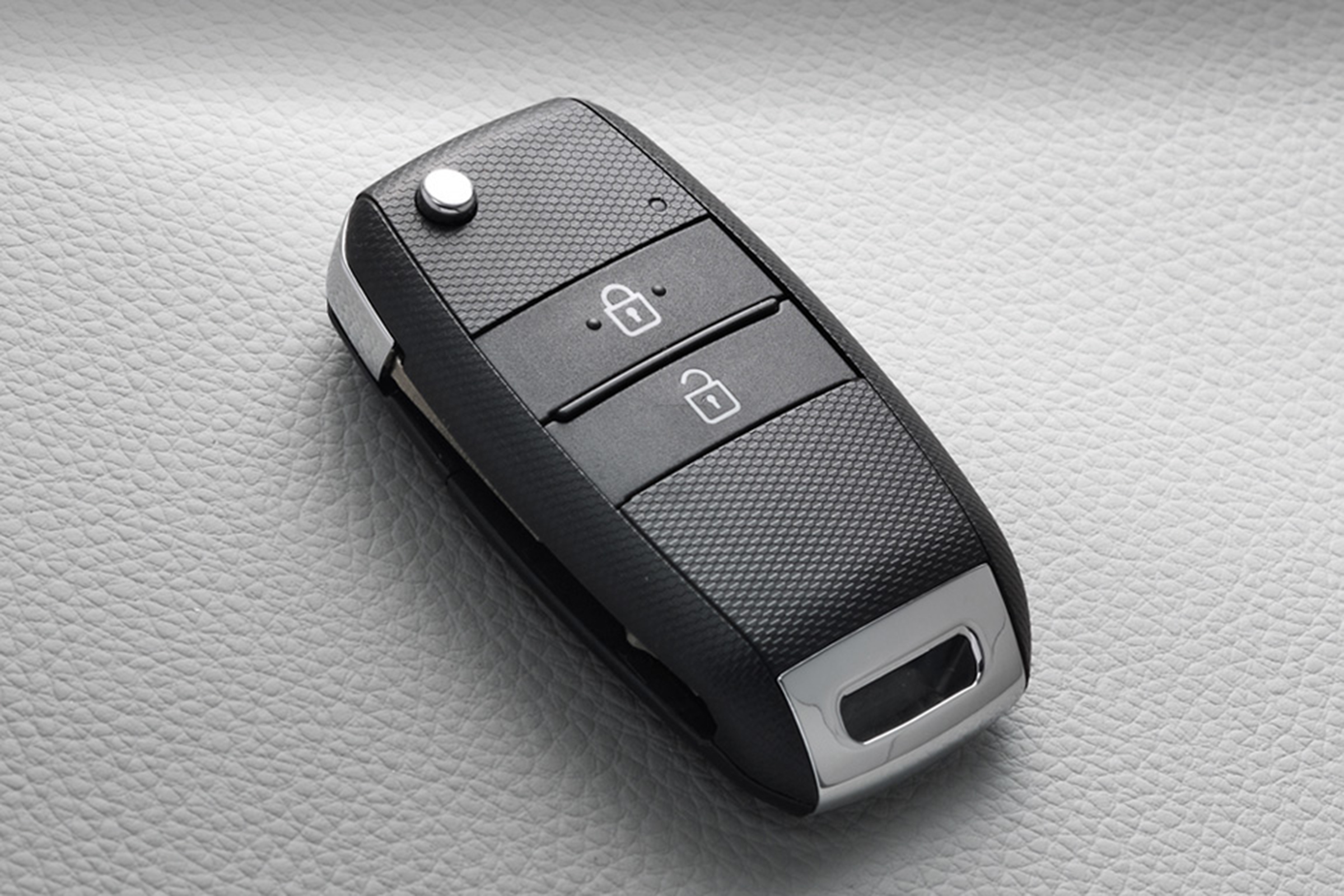 起亚焕驰7万公里,起亚焕驰2017款1.4l手动车怎么样