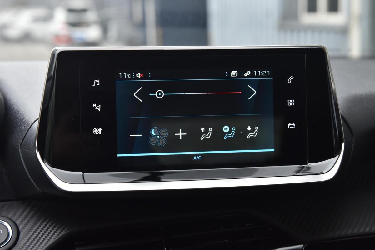 最新款标致2008官图,全新一代标致2008价格