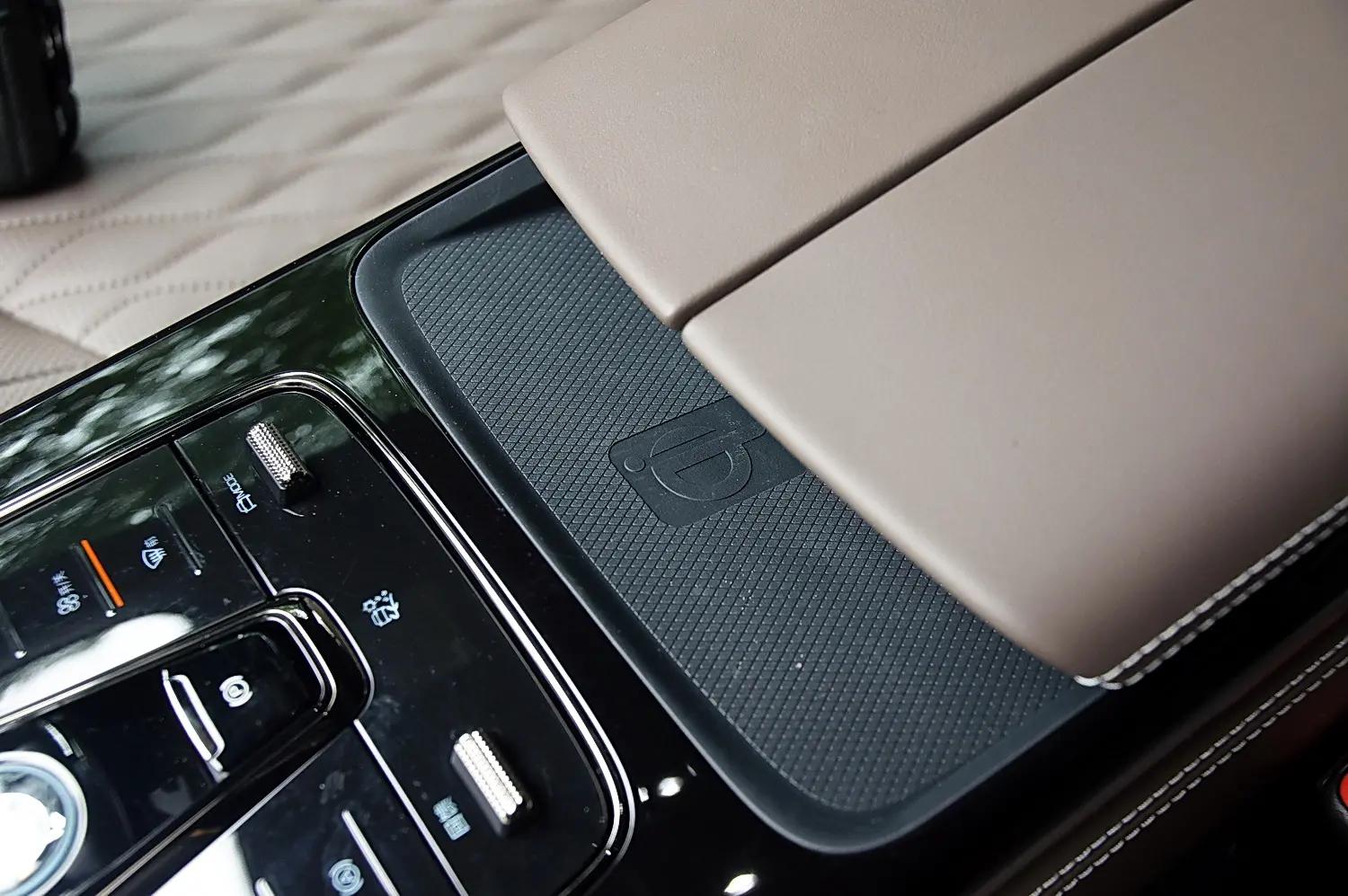 比亚迪汉ev冠军版顶配沉浸式体验,感受中式豪华比亚迪汉ev