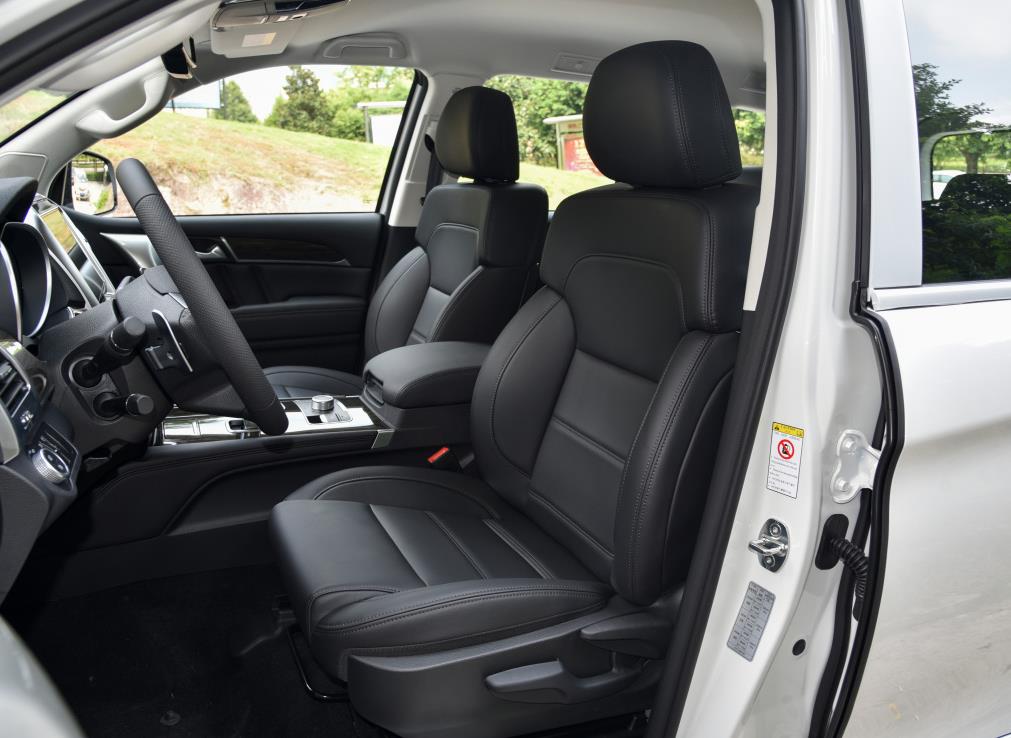 中大型suv怎么选不妨先看看这款车,15到20万的中型suv六座油耗低的车