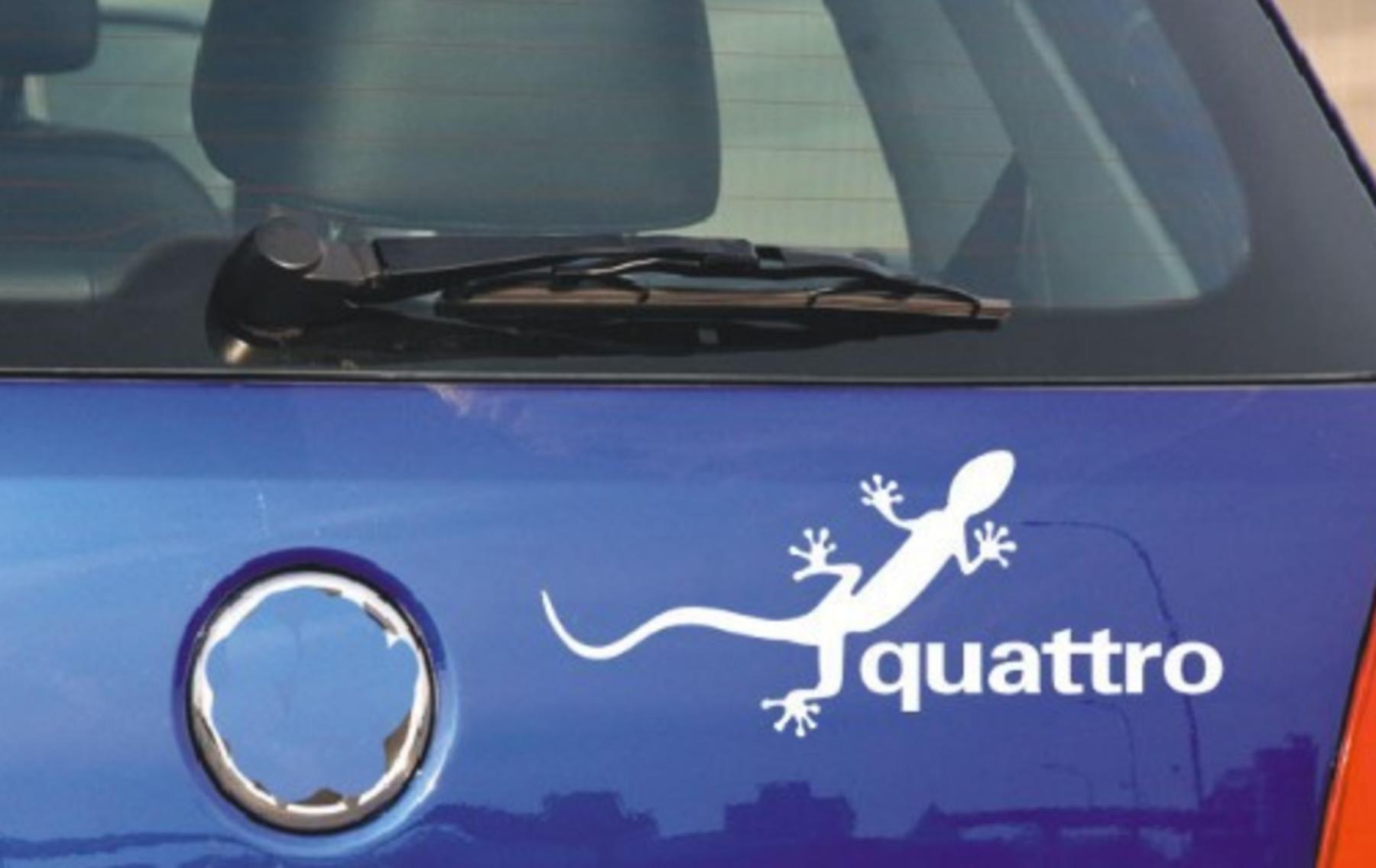 为什么都喜欢在汽车车身贴壁虎,车尾小壁虎一般都贴在什么地方