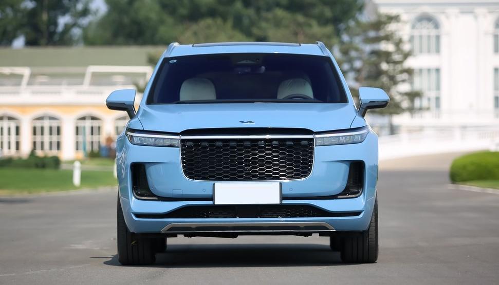 瑞虎8对比长安cs75现场测试,24款瑞虎八和24款cs75怎么选