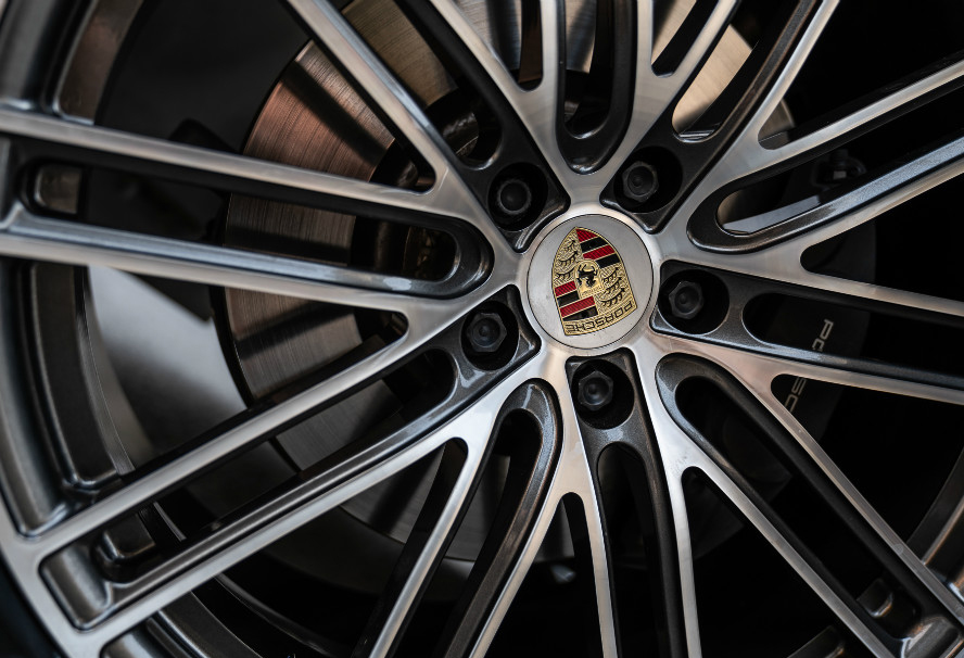 保时捷macan原装轮毂有必要改吗,好车配好轮毂