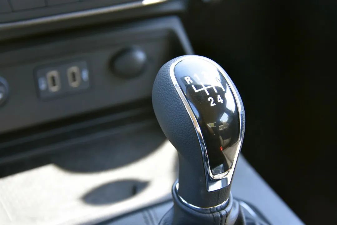 长城金刚炮手动挡四驱视频,长城金刚炮落地价自动挡试驾