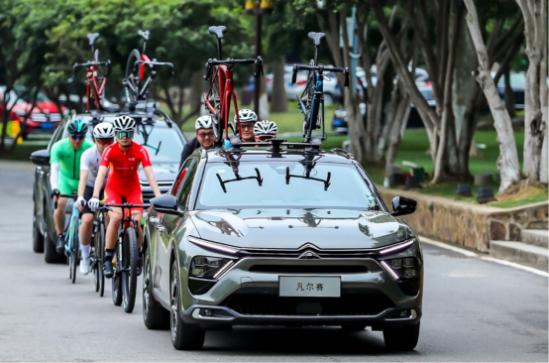 坚持以顾客为中心下一句,坚持以客户为中心