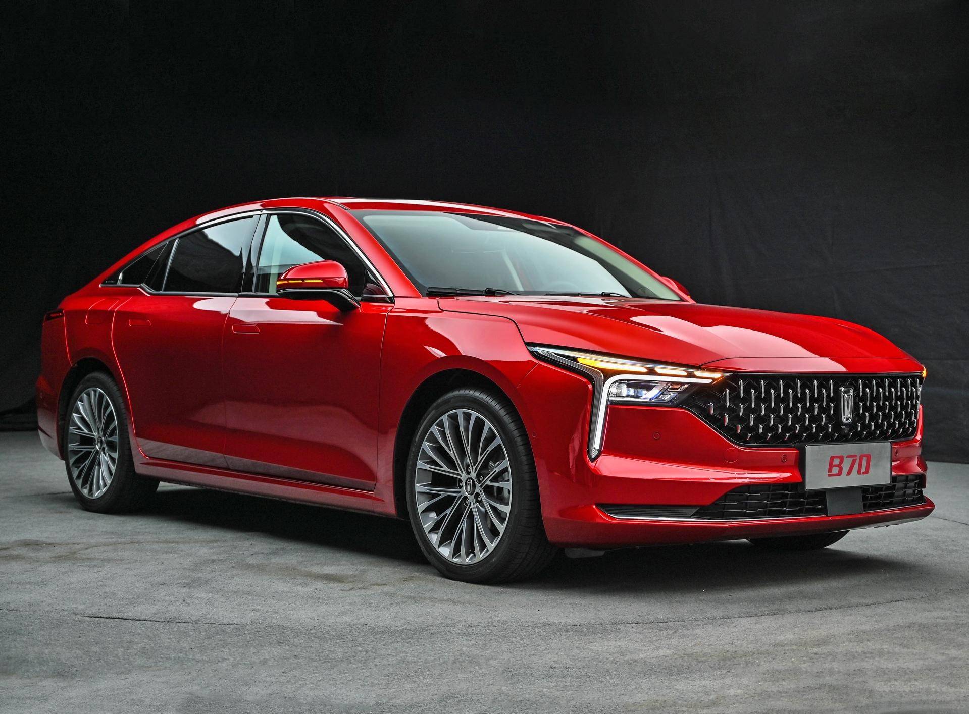 买家轿选掀背全新第三代奔腾b70,最新款奔腾b70真实车主感受