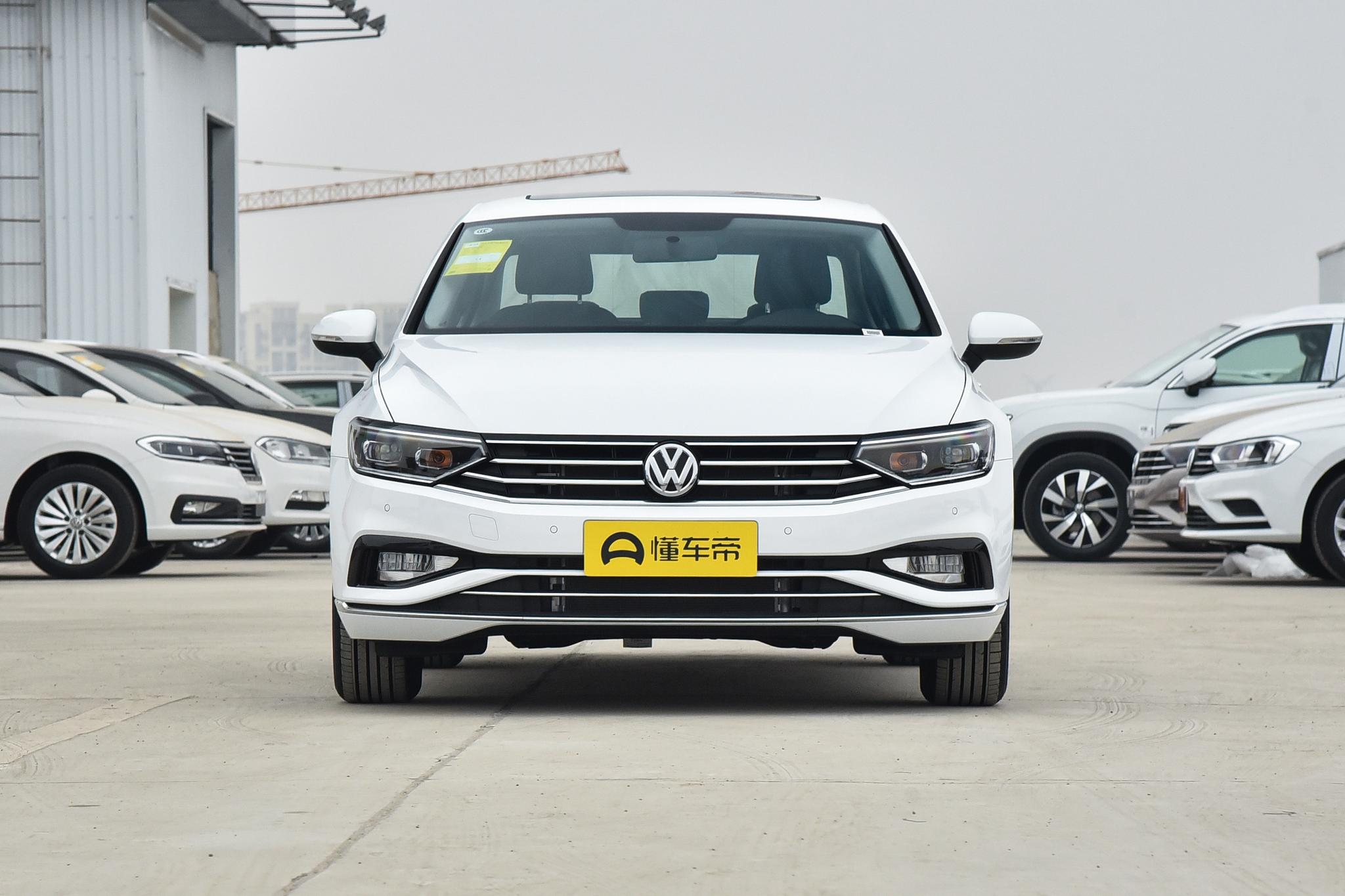 1.4t迈腾值得买吗视频,1.4t大众迈腾值得入手吗