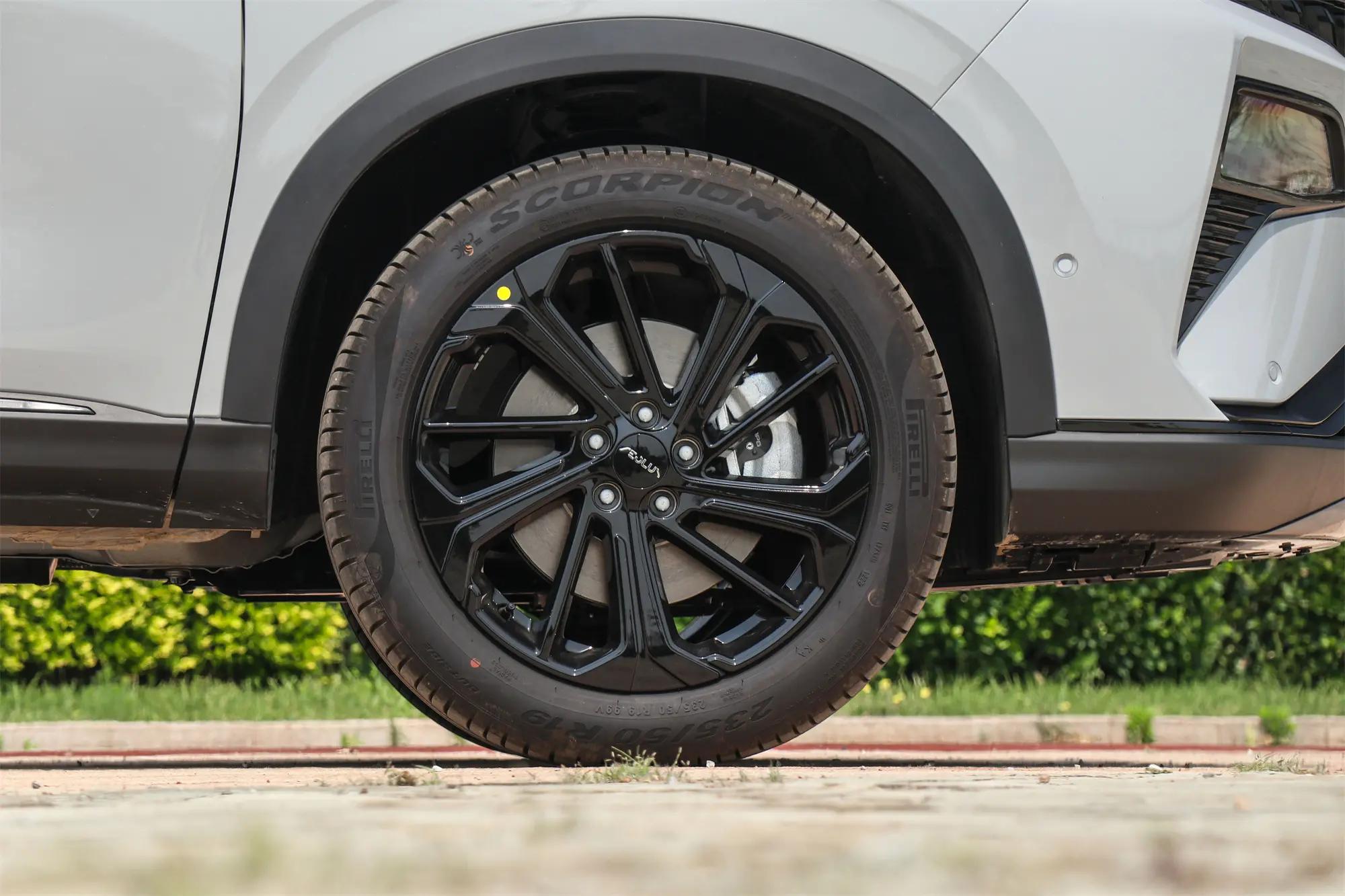 风神皓极马赫双擎用车感受,东风风神皓极混动推荐买吗