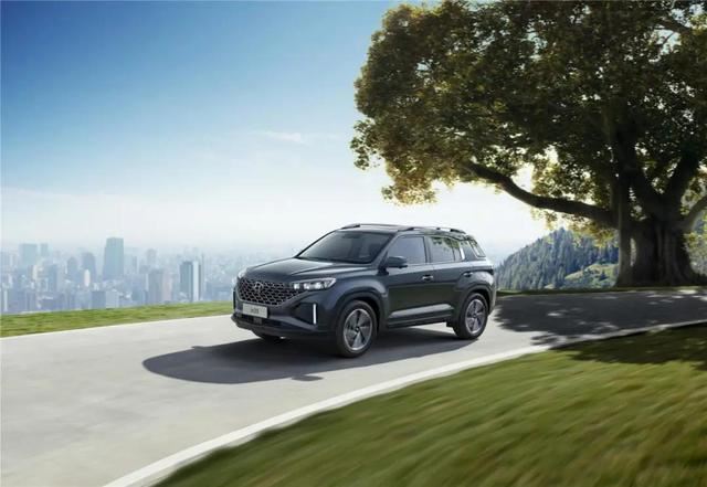 娌夋蹈寮忎綋楠屽寳浜幇浠x35,鍖椾含鐜颁唬ix35姝ｉ潚鏄ユ柊鍔涢噺