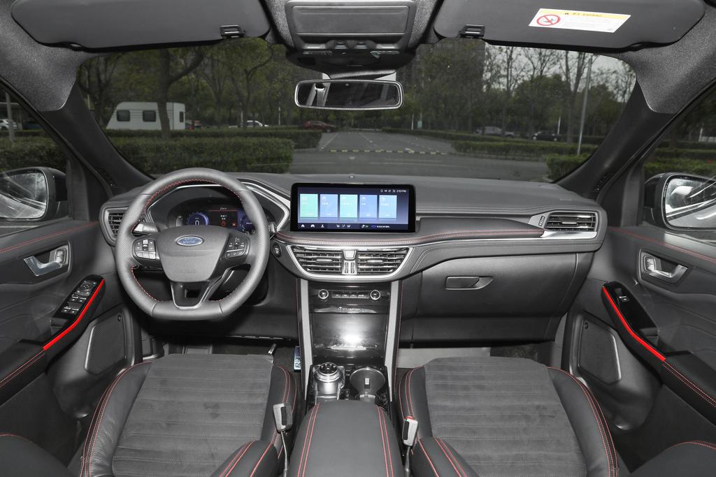 锐际两驱耀享版全国最低折扣,锐际限时优惠1.00万欢迎试乘试驾