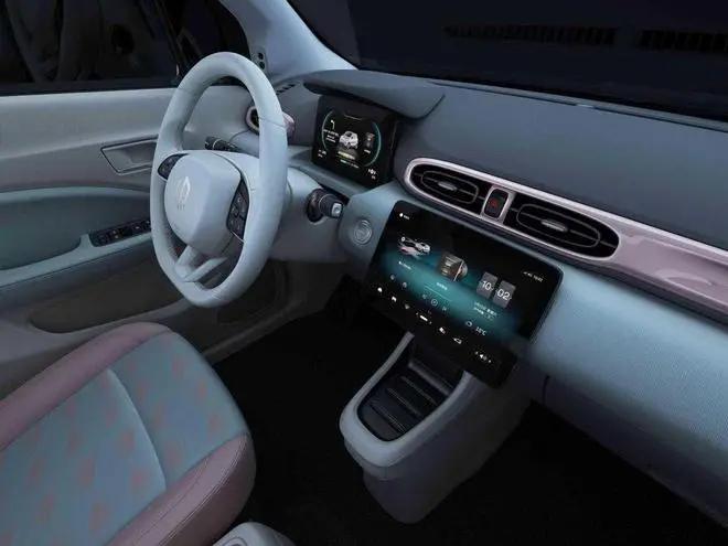 毕业季入手小电车代步，零跑T03不容错过！