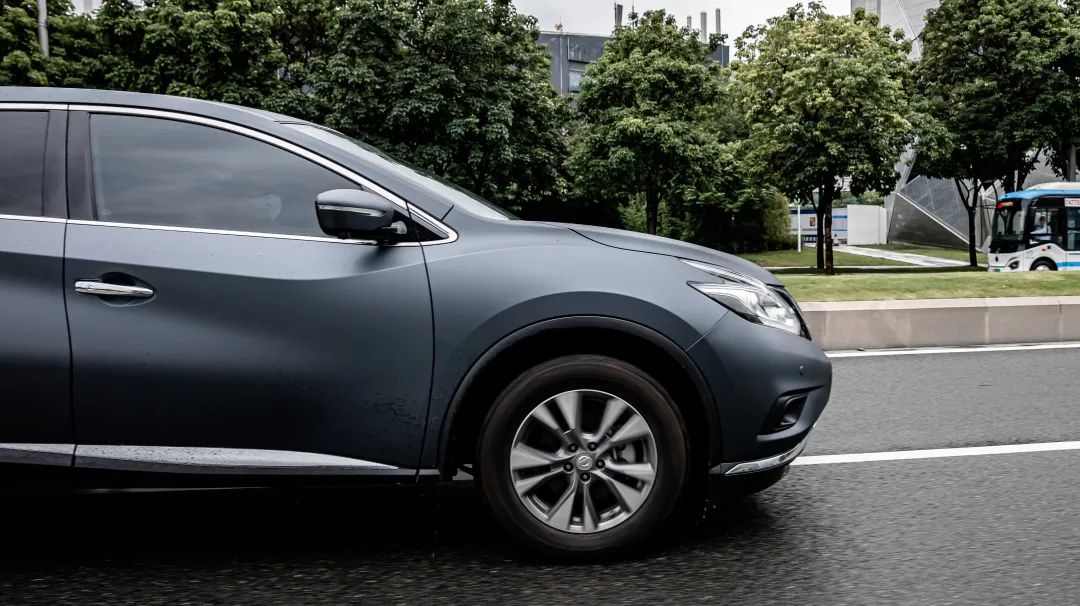 动力与舒适性兼得实拍日产楼兰,试驾日产楼兰最新款