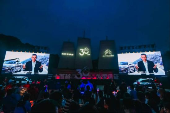 坚持以顾客为中心下一句,坚持以客户为中心