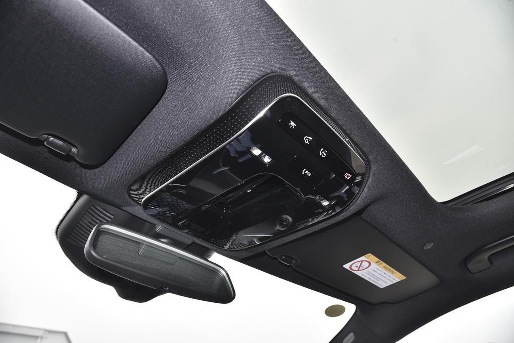 奔驰c级amg2010款油耗,奔驰c级200l运动版油耗