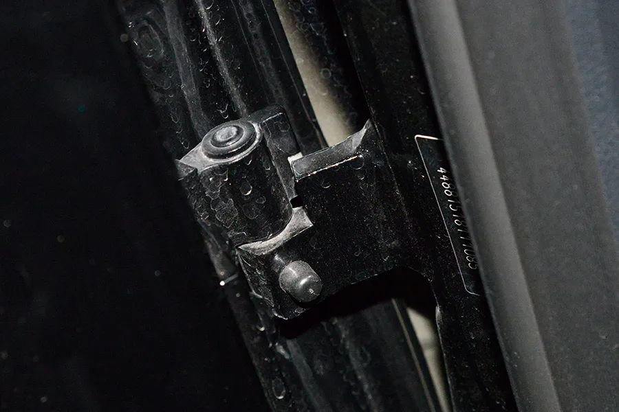 奔驰v最低价格是哪款,奔驰v车价格值得购买吗