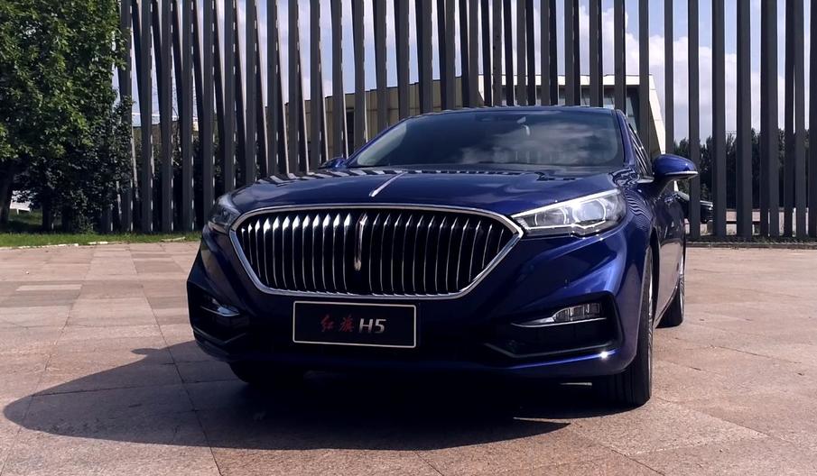 红旗h5和红旗一年养车费用,红旗h5和迈腾哪个养车成本高